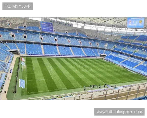 大连英博梭鱼湾足球场成新地标 引领城市体育新风尚